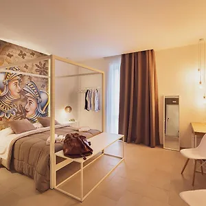 ** Bed & Breakfast Marla's Boutique Italy