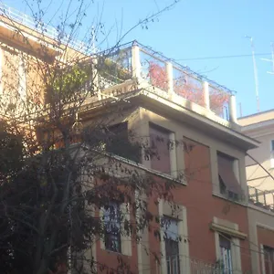  Pensión Piazza Bologna